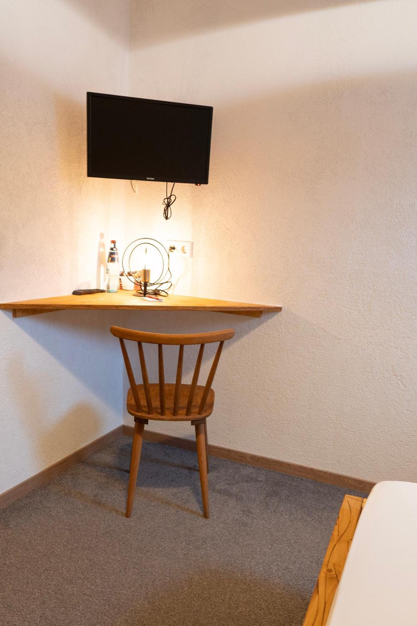Landgasthof Hirschen Untermettingen Ühlingen-Birkendorf Pokoj fotografie
